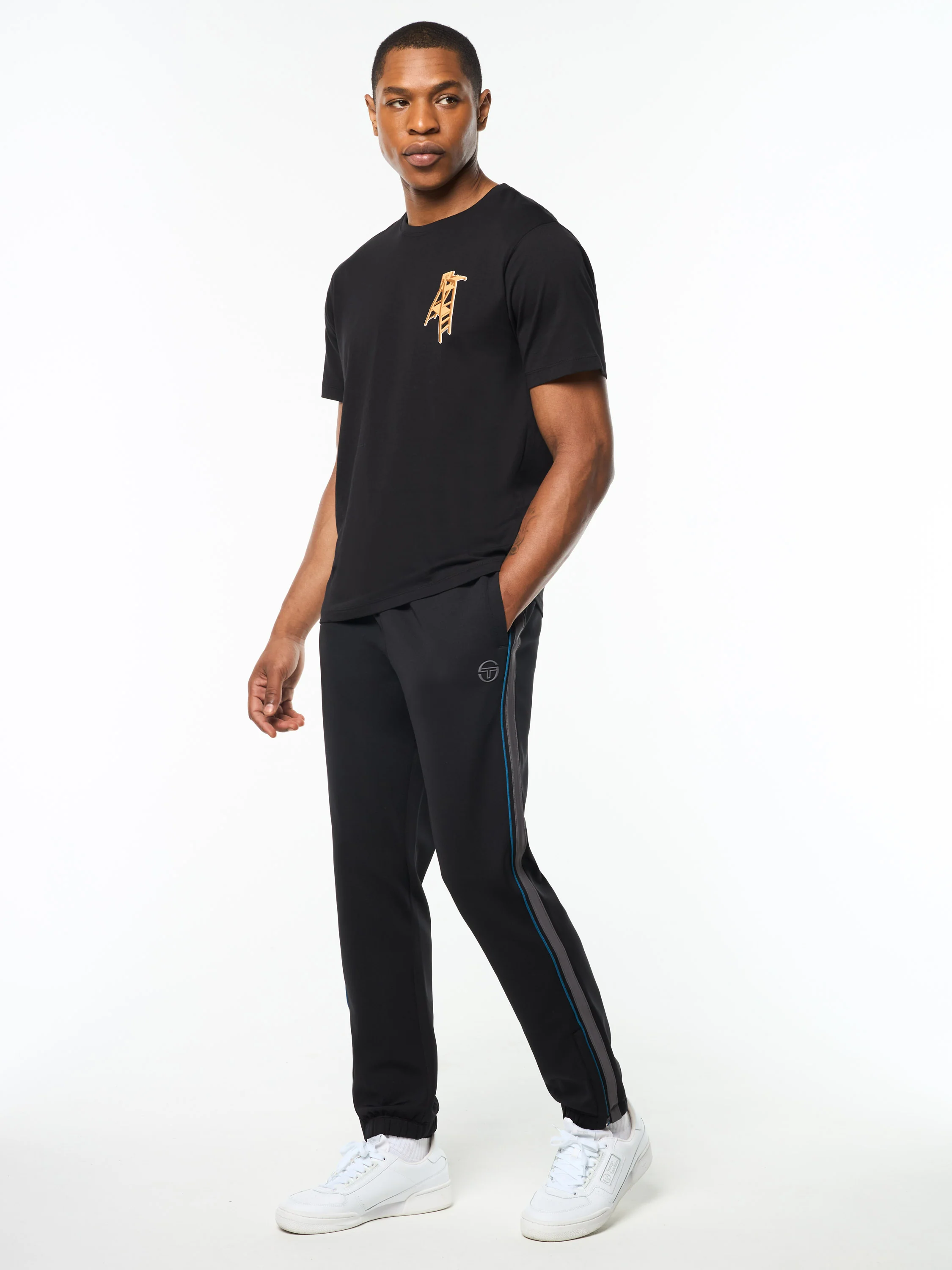 Arbitro T-Shirt- Black Beauty - Image 4