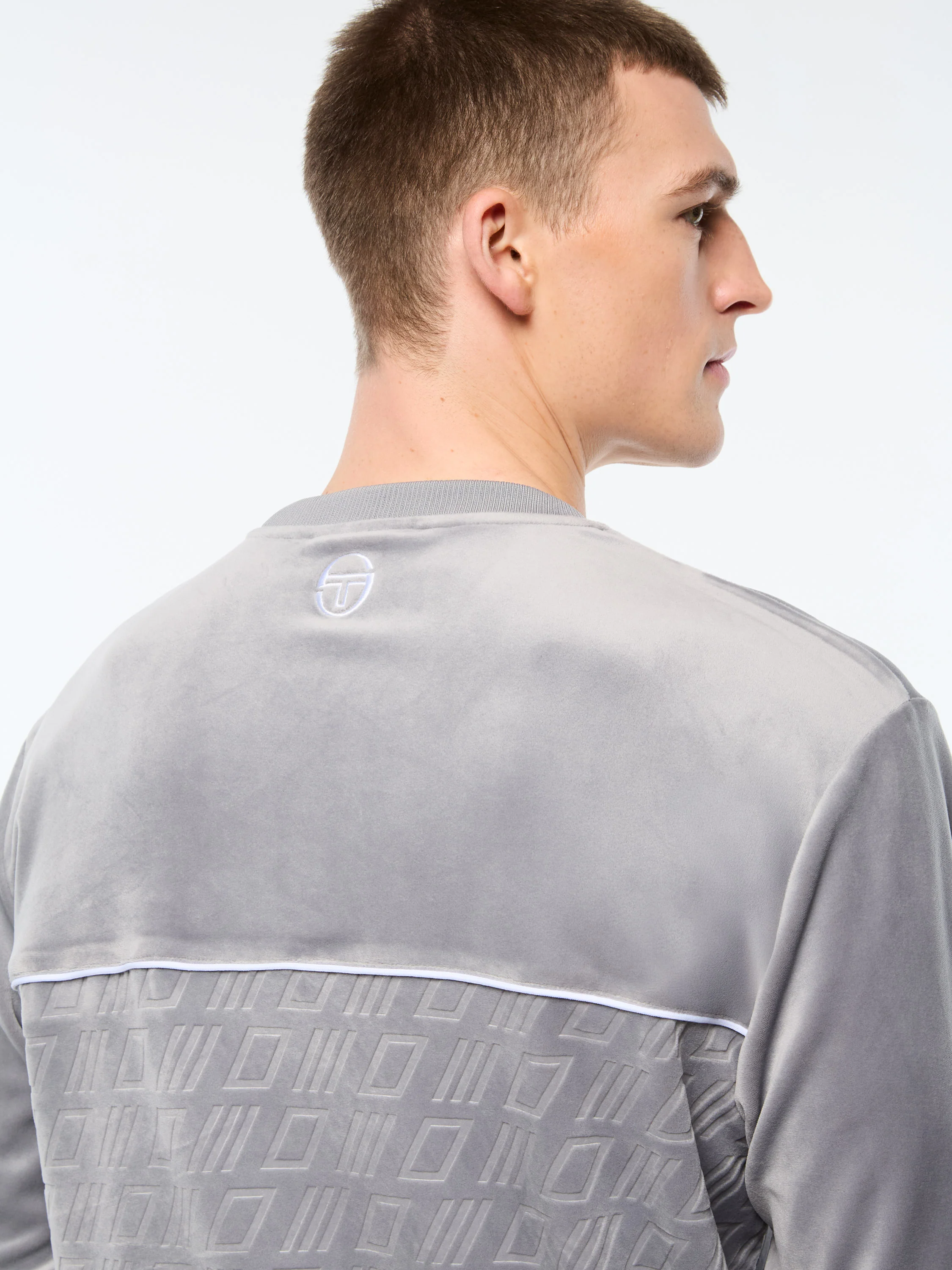 Bandiera Debossed Velour Crewneck-Sleet - Image 6