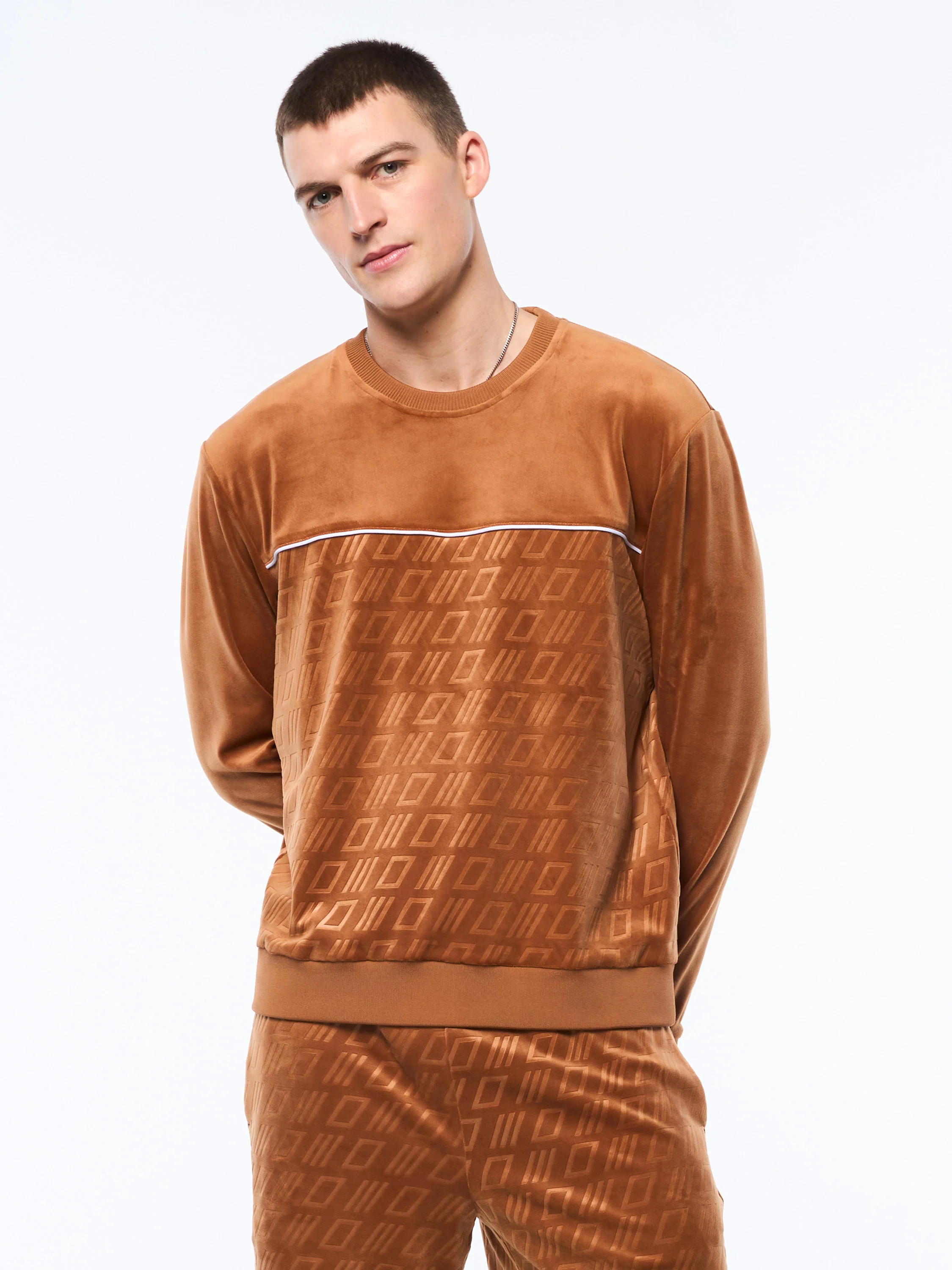 Bandiera Debossed Velour Crewneck-Sugar Almond