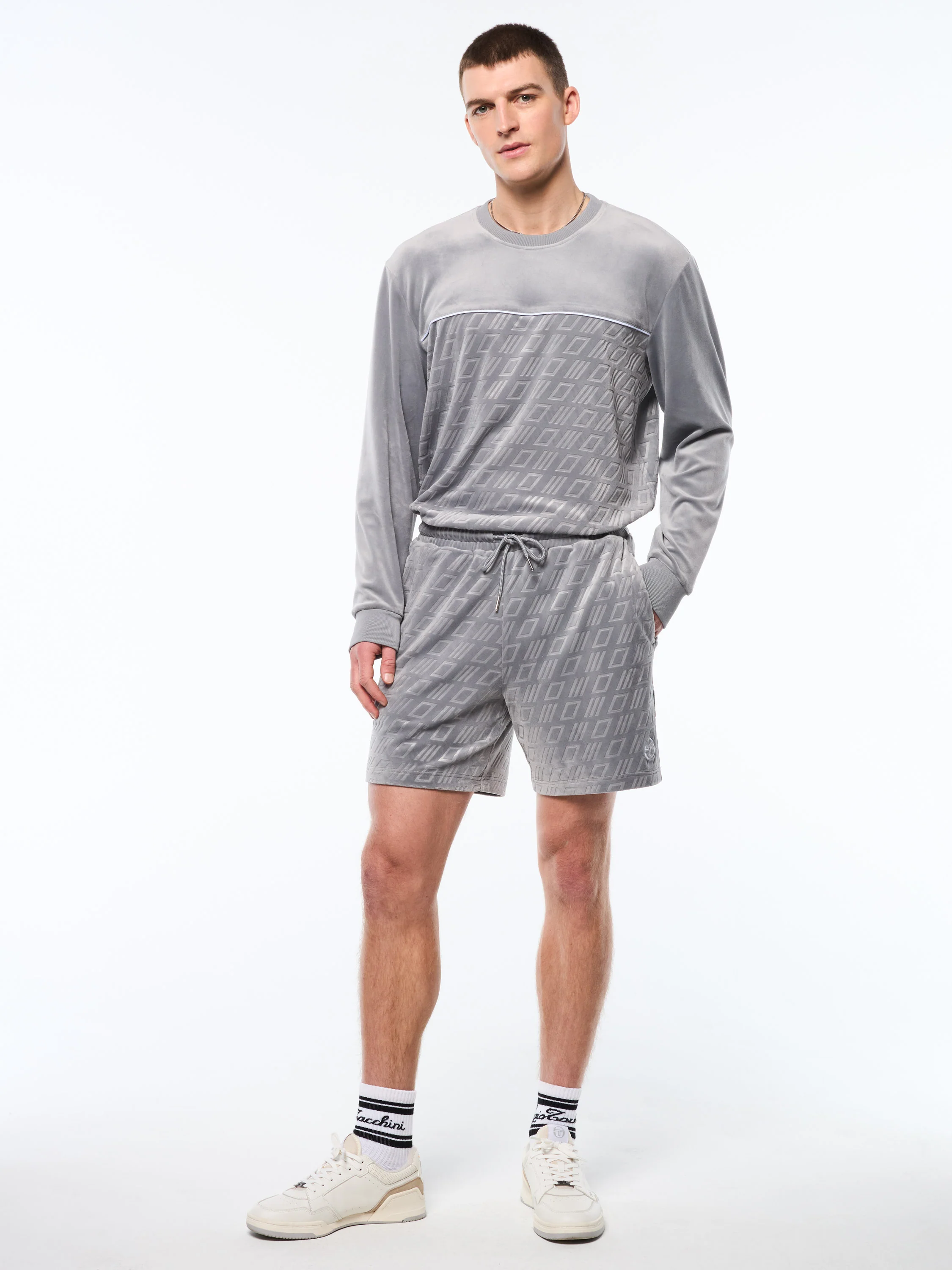 Bandiera Debossed Velour Short-Sleet - Image 3