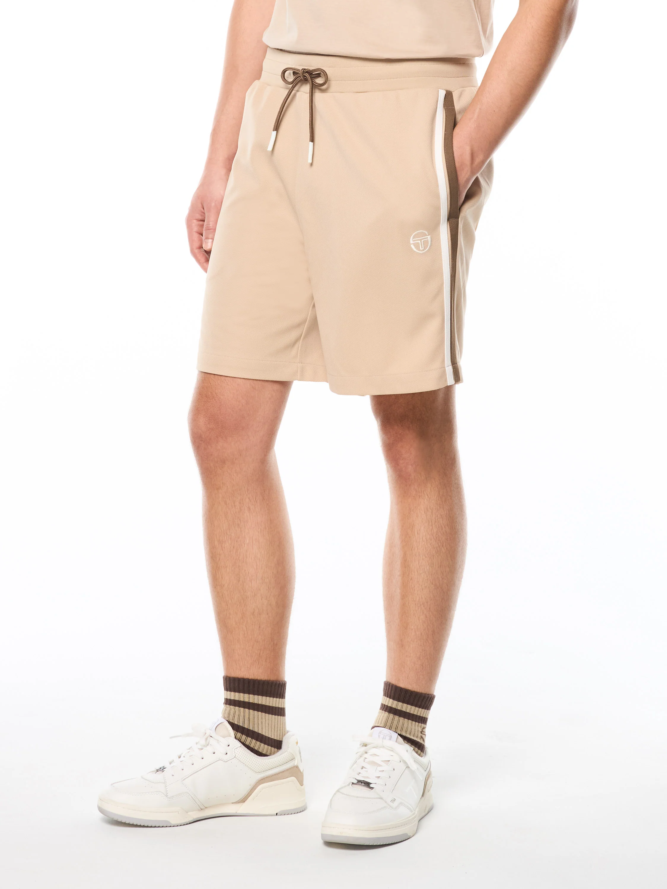Damarindo Short-Humus