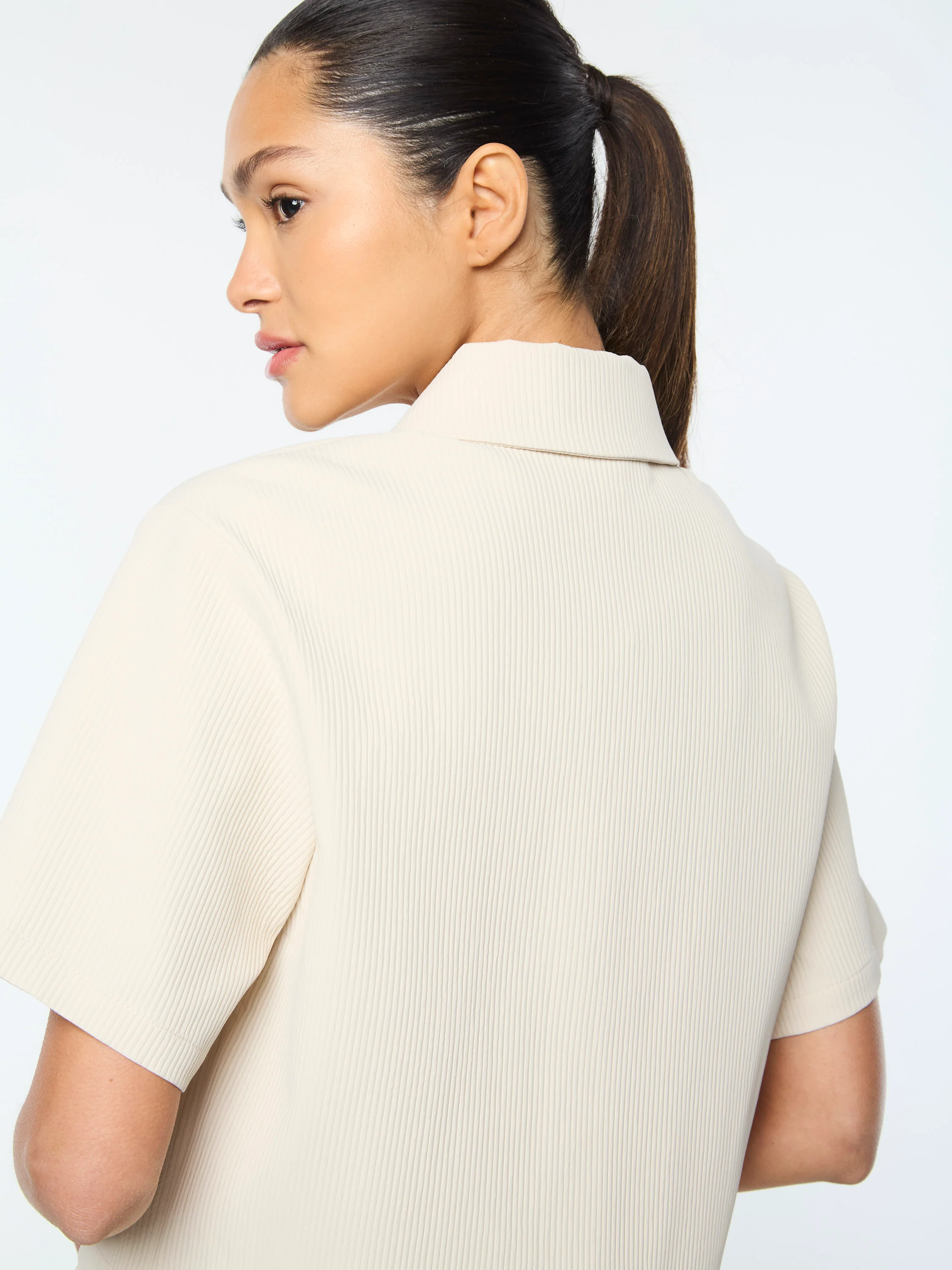 Mia Cropped Shirt- Fog - Image 7