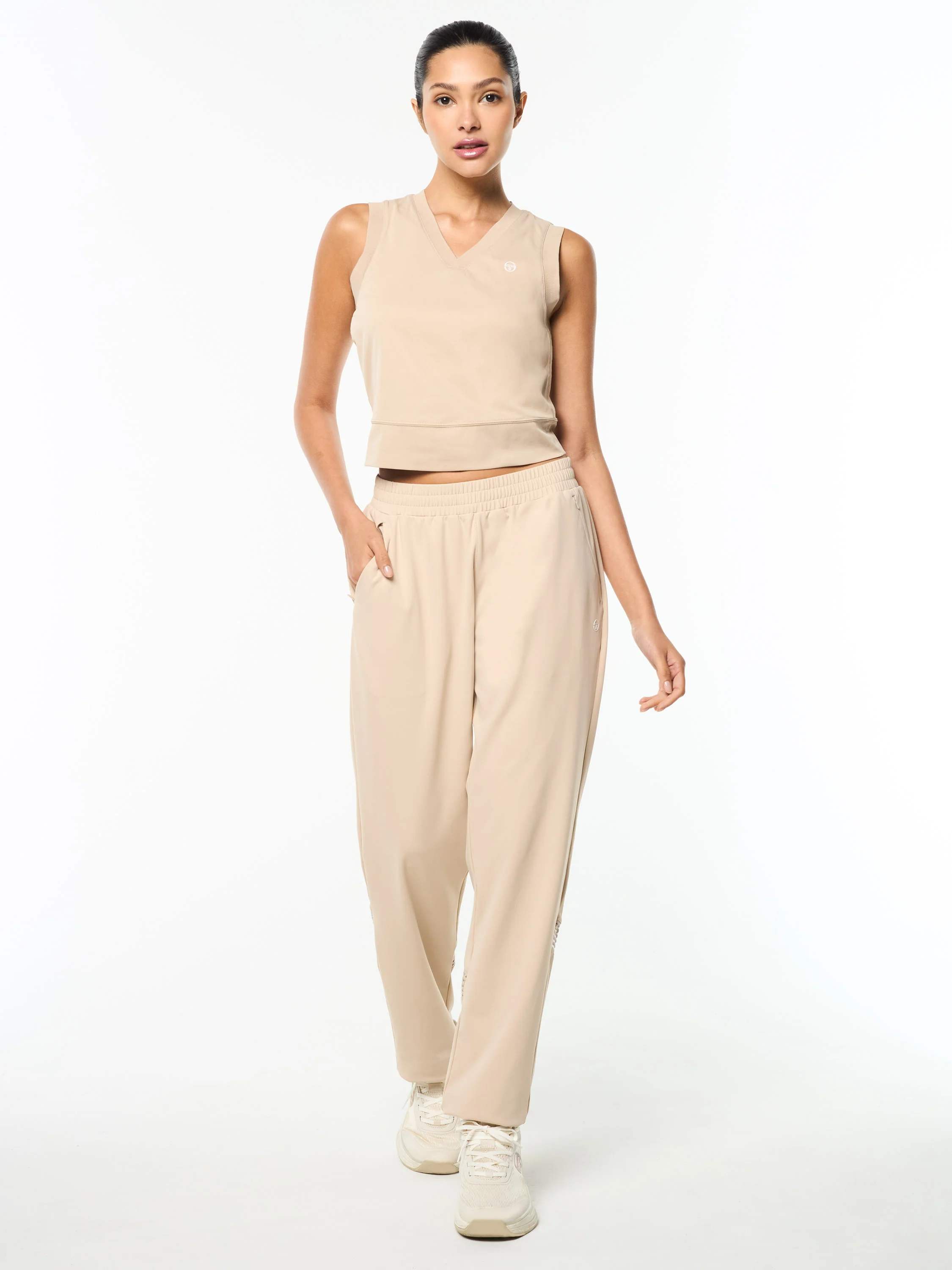 Noemi Pant- Humus - Image 3