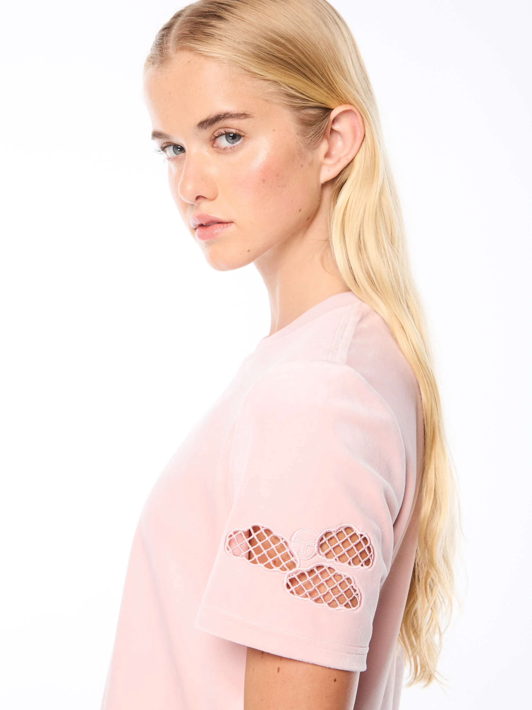 Nuvola Velour Cropped T-Shirt-Barely There - Image 8