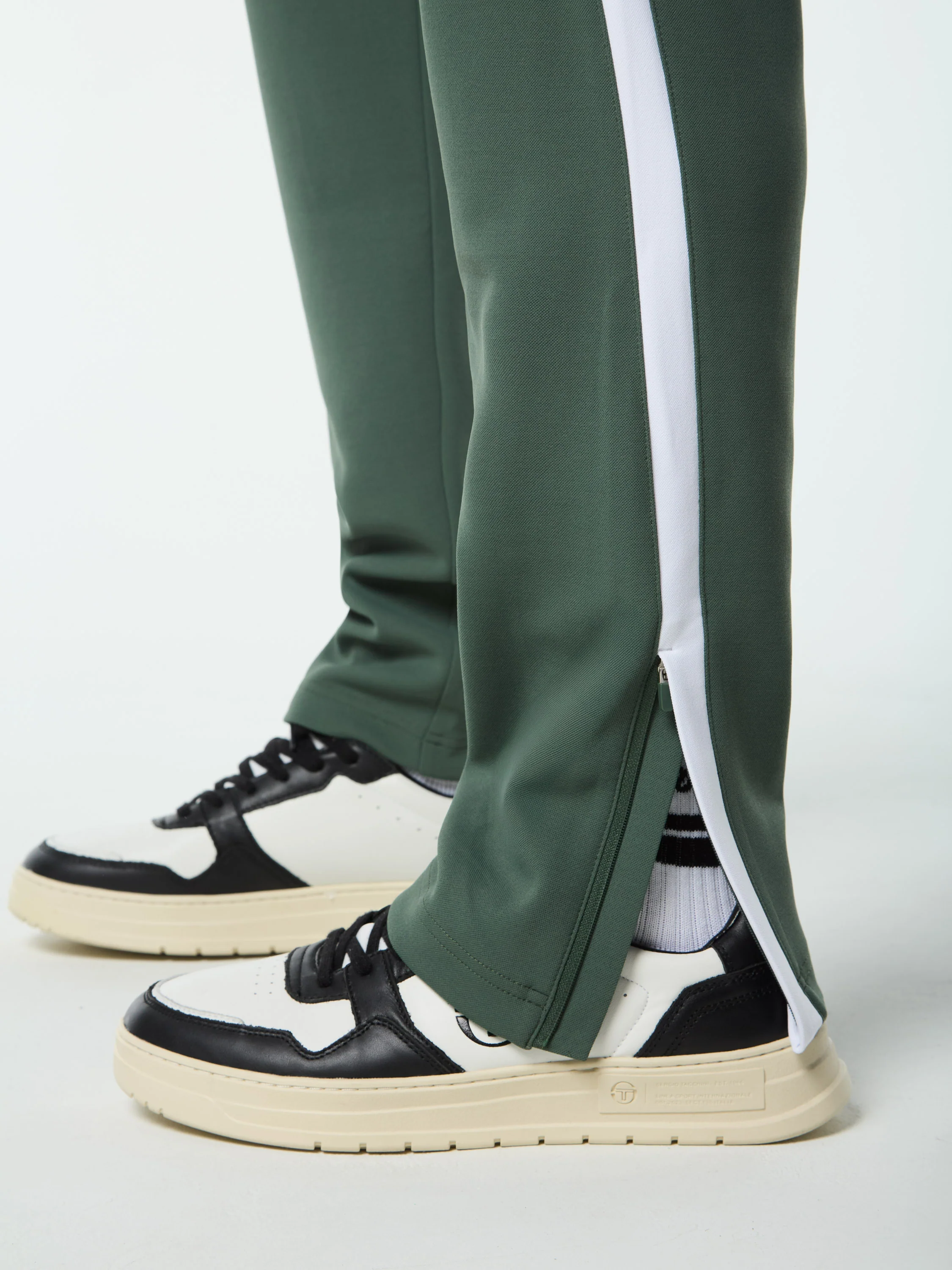 Pagia Court Pant- Duck Green - Image 8