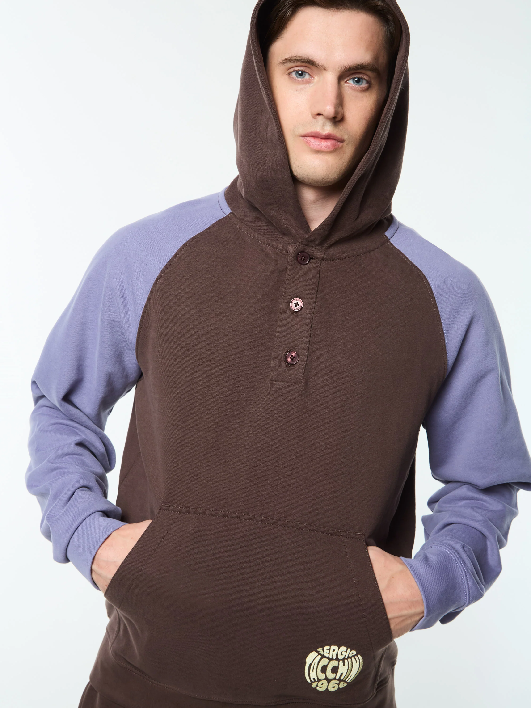 Vincere Hoodie- Mulch - Image 8