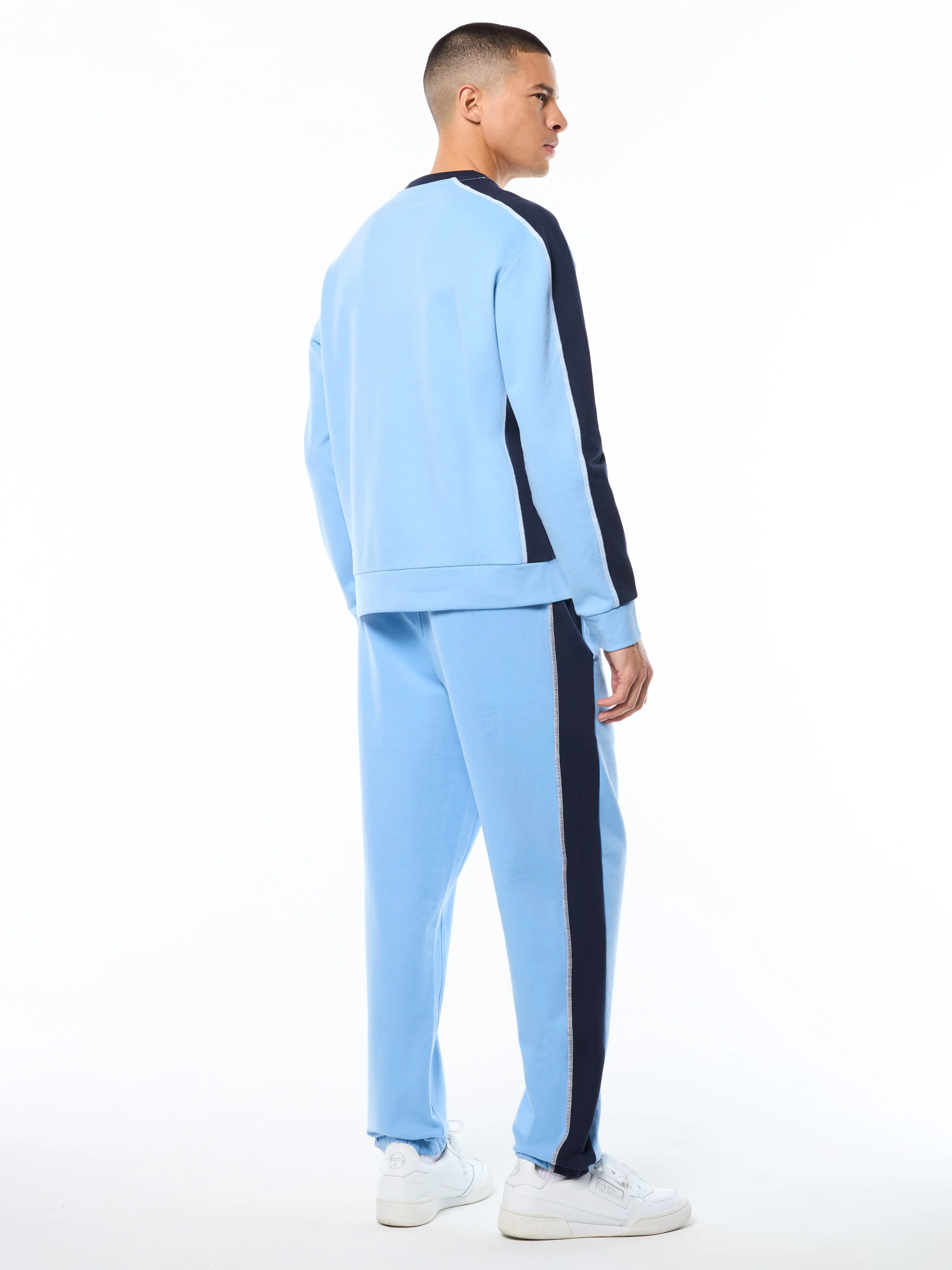 Volo Crewneck-Della Robbia Blue - Image 5