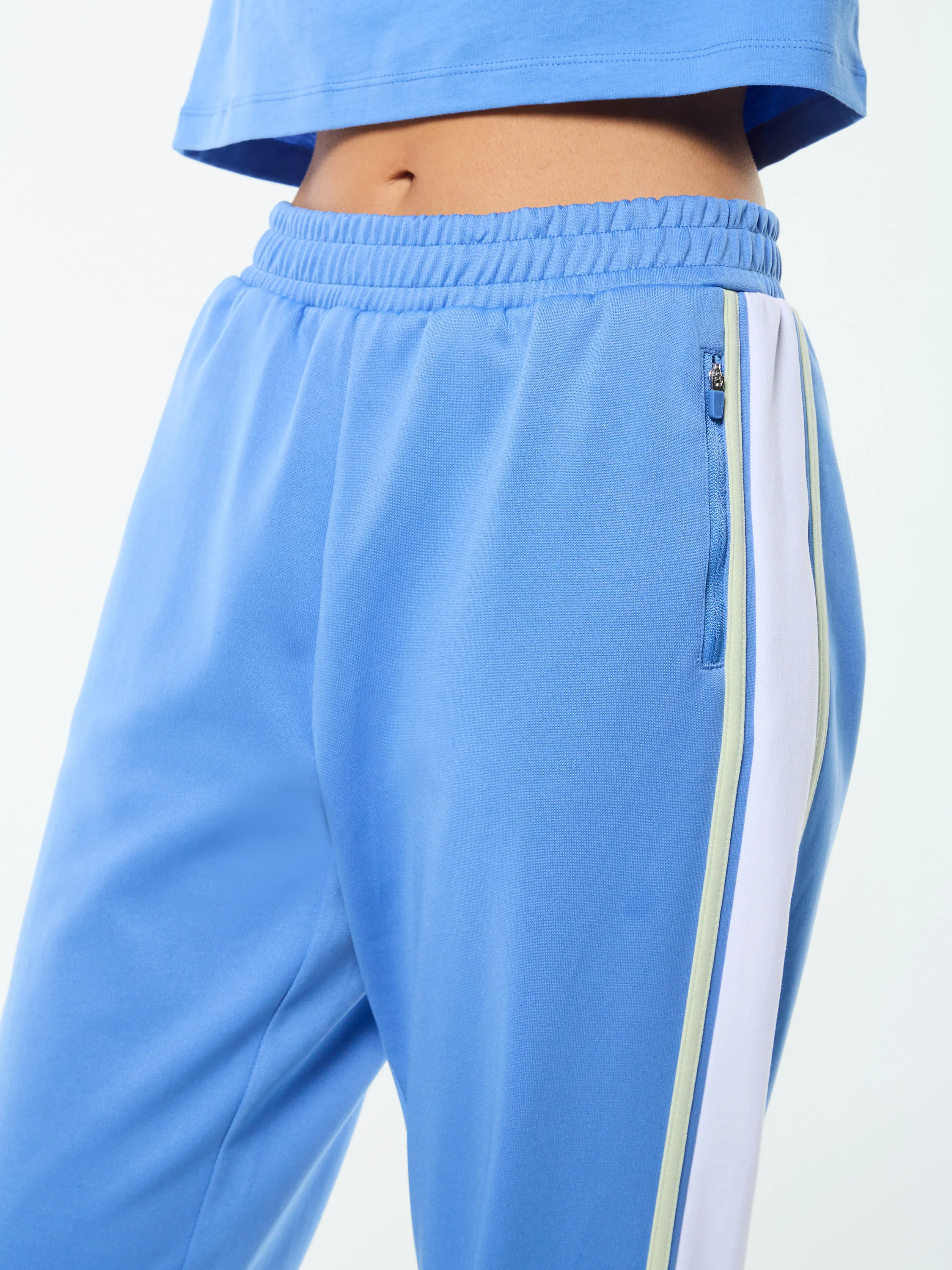 Women's Corsa Track Pant- Ultramarine - Image 7