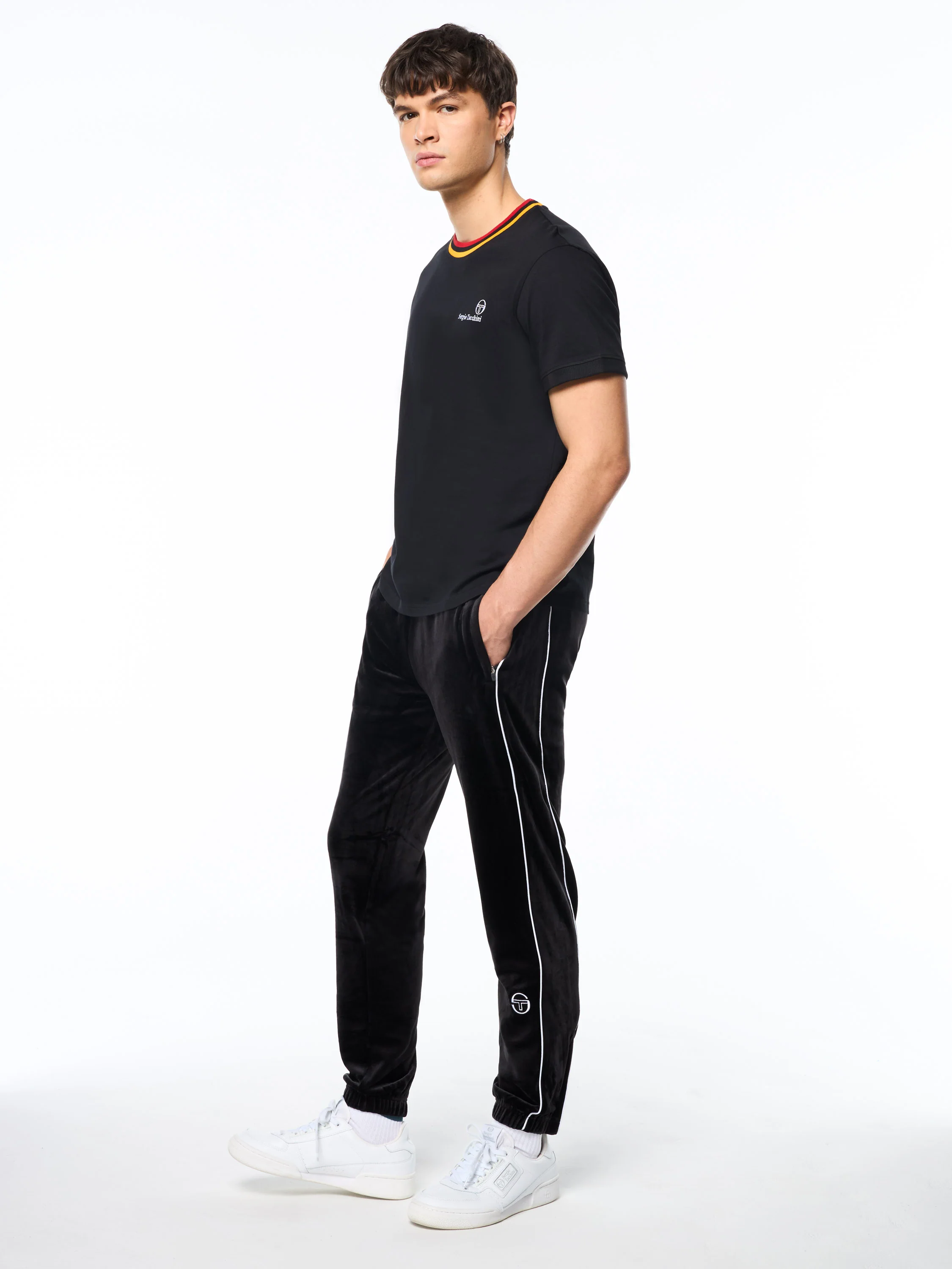 World Champion T-Shirt-Black Beauty - Image 4